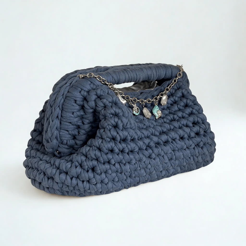 The Clutch (Navy)