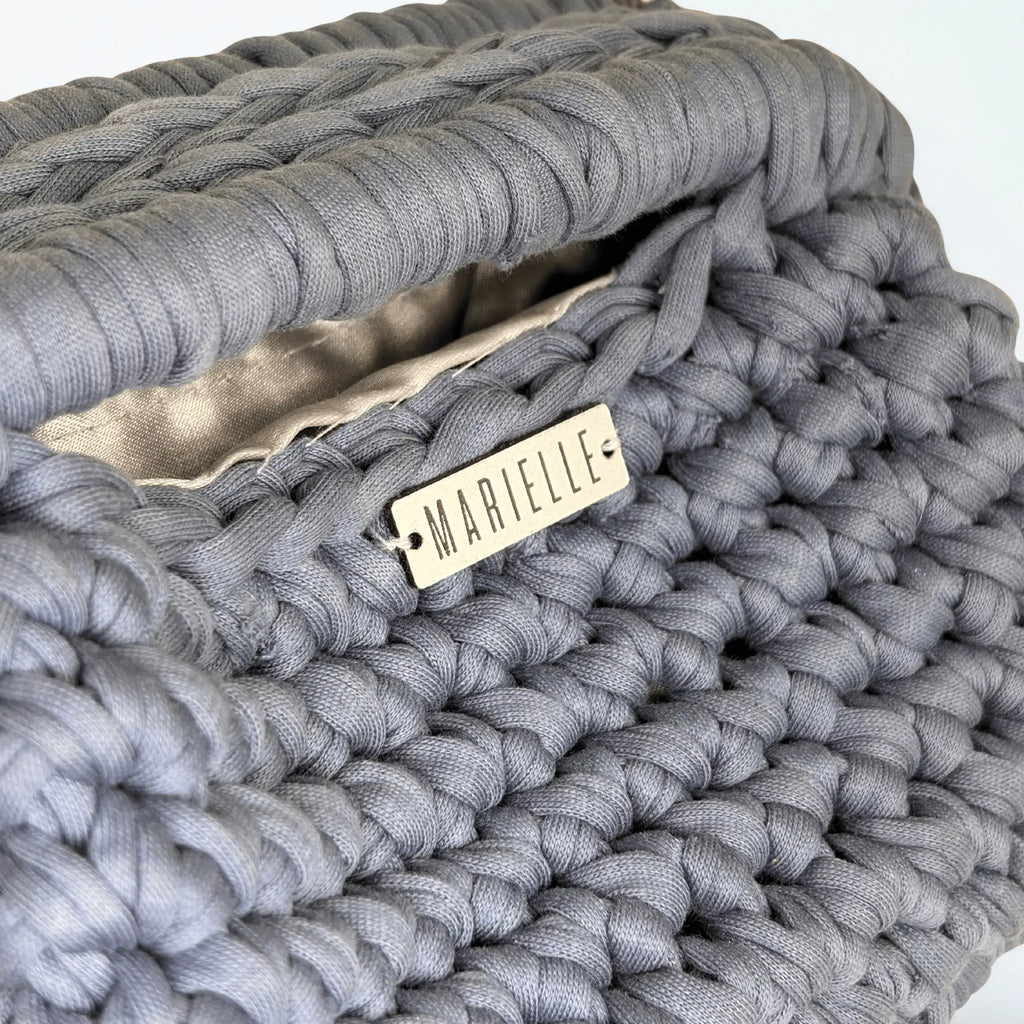 The Clutch (Navy)
