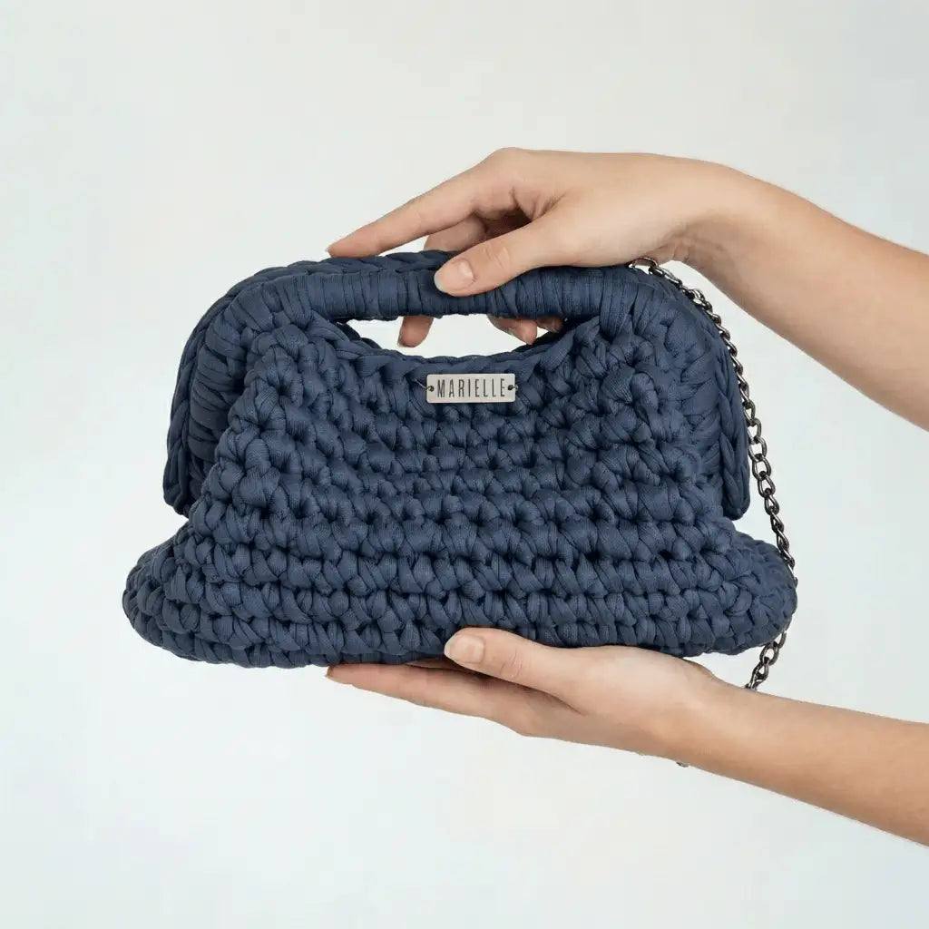 The Clutch (Navy)