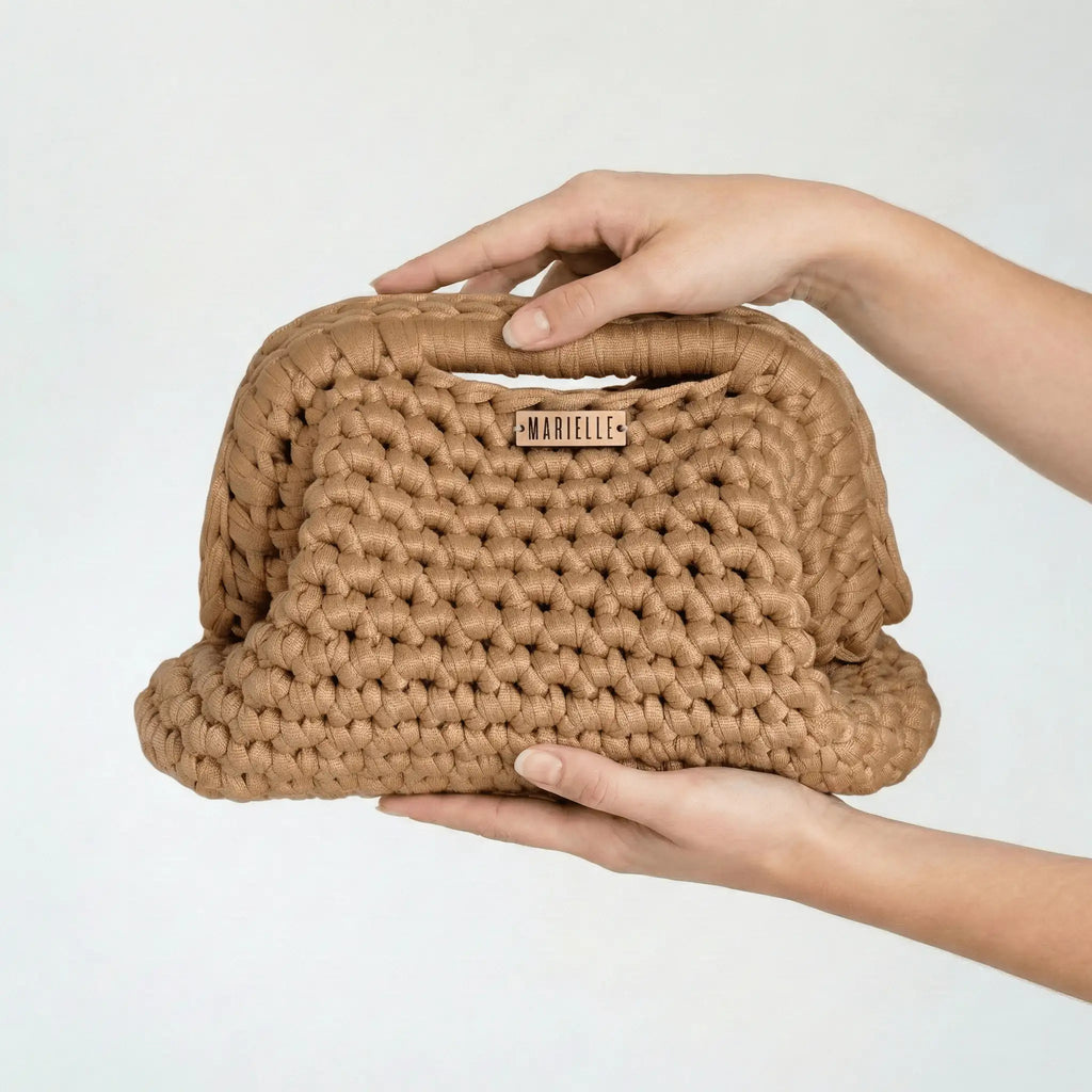 The Clutch (Nude)