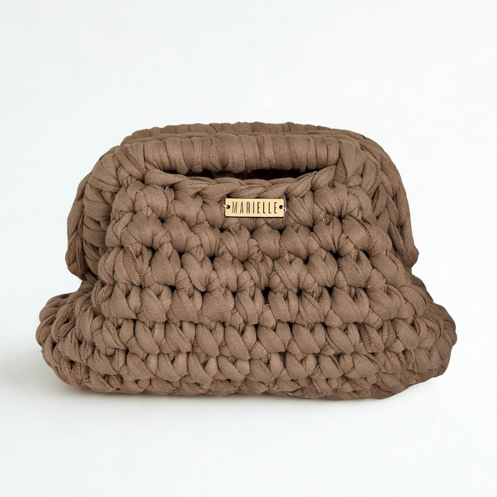 The Clutch (Hazelnut)