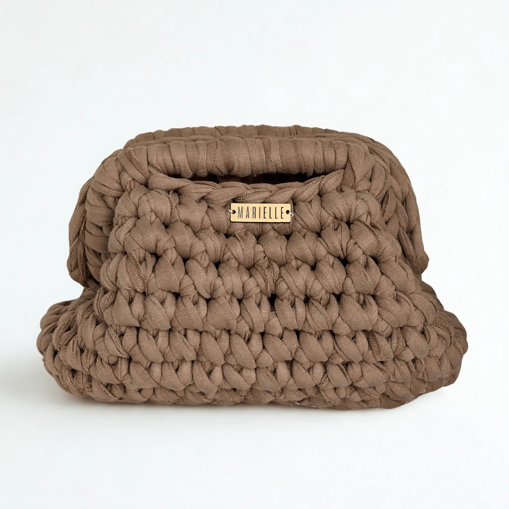 The Clutch (Hazelnut)